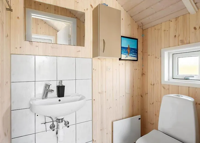 Holiday home Sj285-bjert-kystvej-64-a